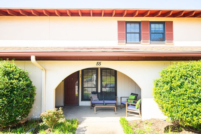 Building Photo - 210 Old Hickory Blvd