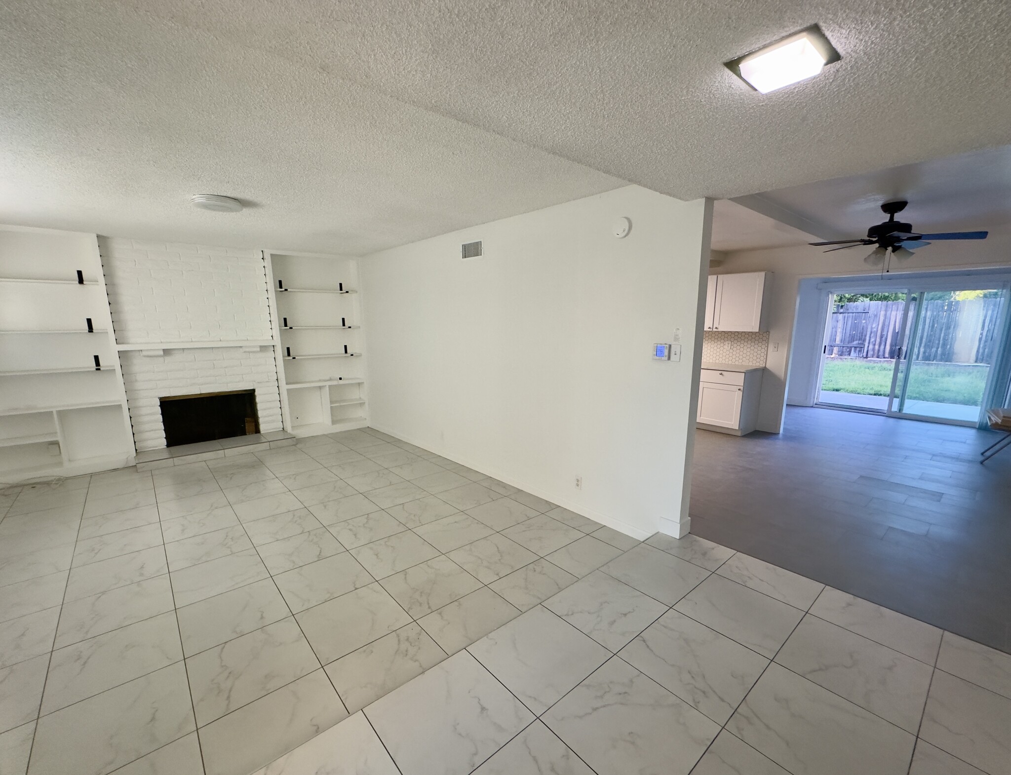 Living Room - 24171 Laulhere Plz