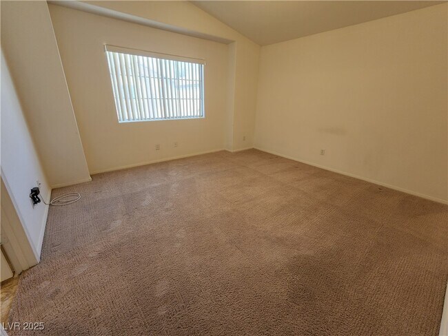 Building Photo - 6434 N Buttercup Creek St