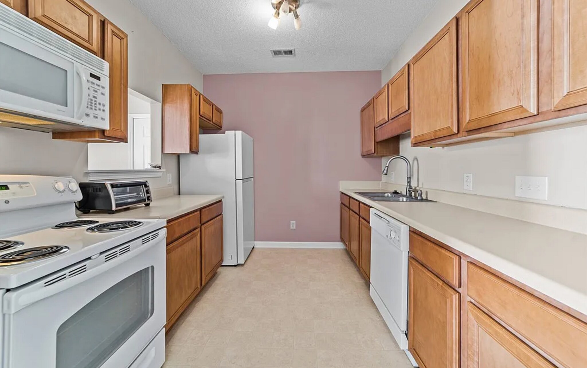 Building Photo - 3015 Winston Dr