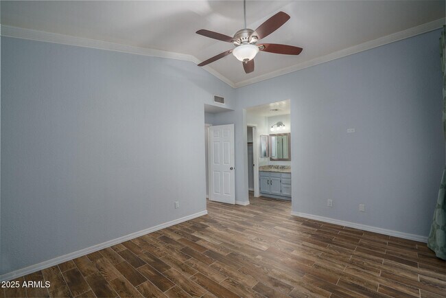 Building Photo - 6820 S Roosevelt St