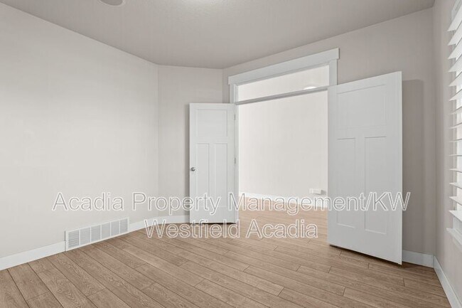 Building Photo - 1457 S Canyon View Dr