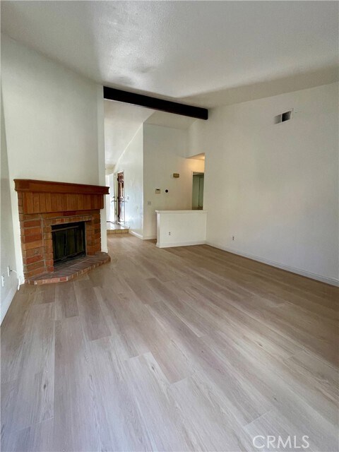 Building Photo - 1214 Vassar Ln