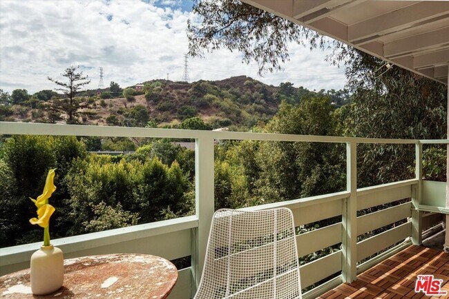 Building Photo - 2764 Outpost Dr