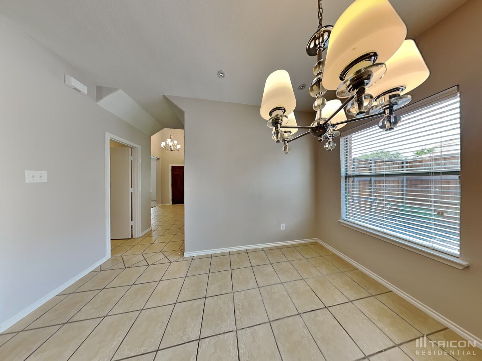 Building Photo - 320 Rowdy Dr