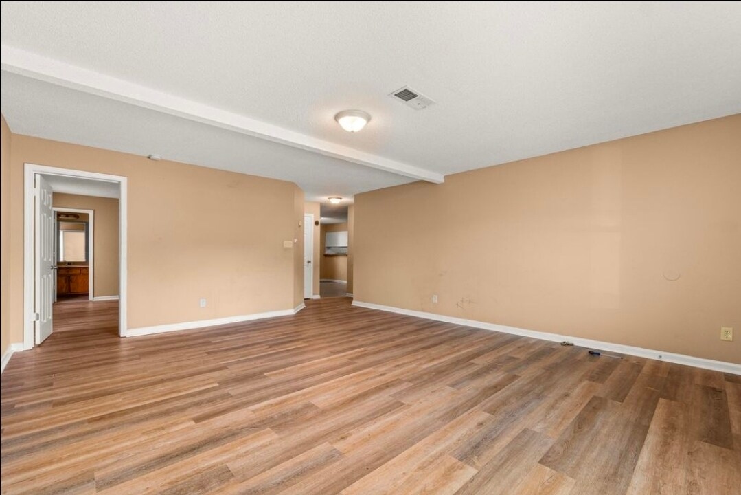 Building Photo - 3954 Chelsea Hill Dr
