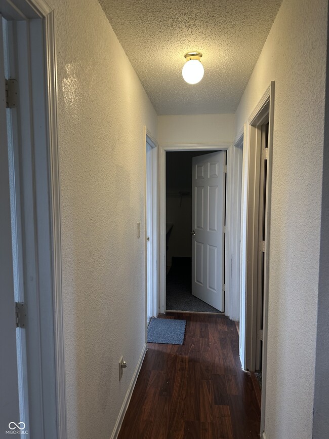 Building Photo - 7122 Tassel Meadow Dr