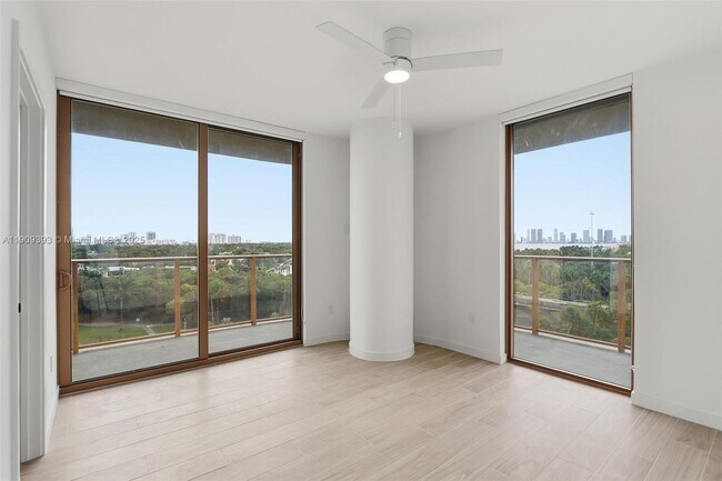 Building Photo - 3900 Alton Rd