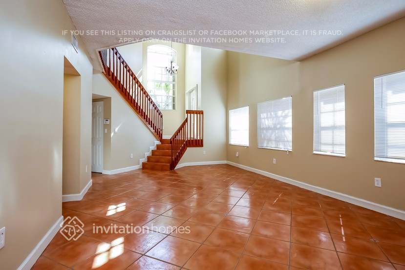 Building Photo - 5062 SW 154th Pl