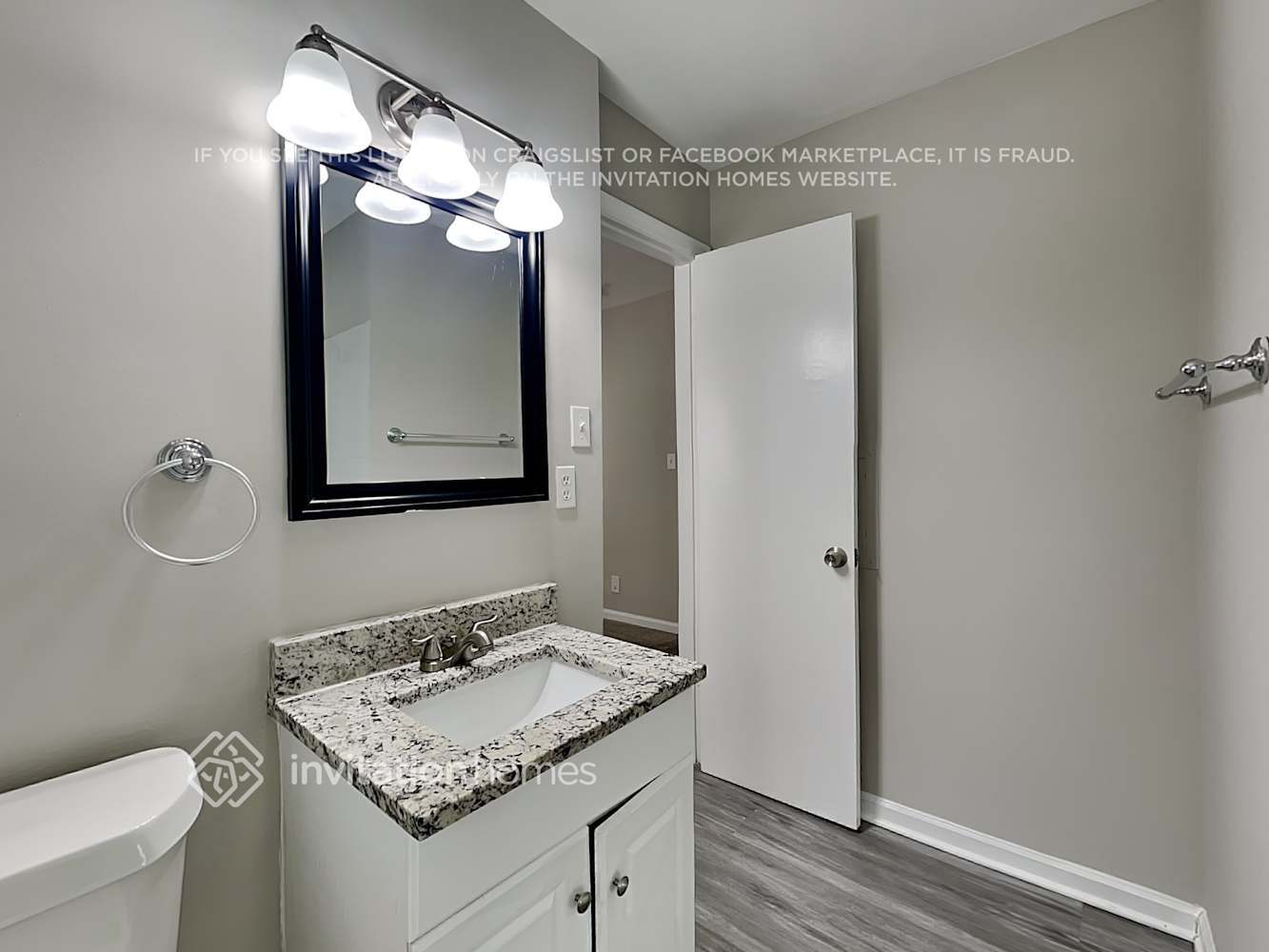 Building Photo - 2932 Heather Dr