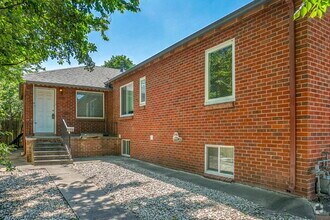 Building Photo - $2,595.00 - 3 Beds, 2 Bath, Duplex in Denv...