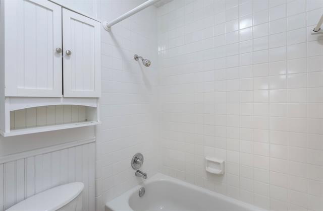 Building Photo - 15151 Berry Trail