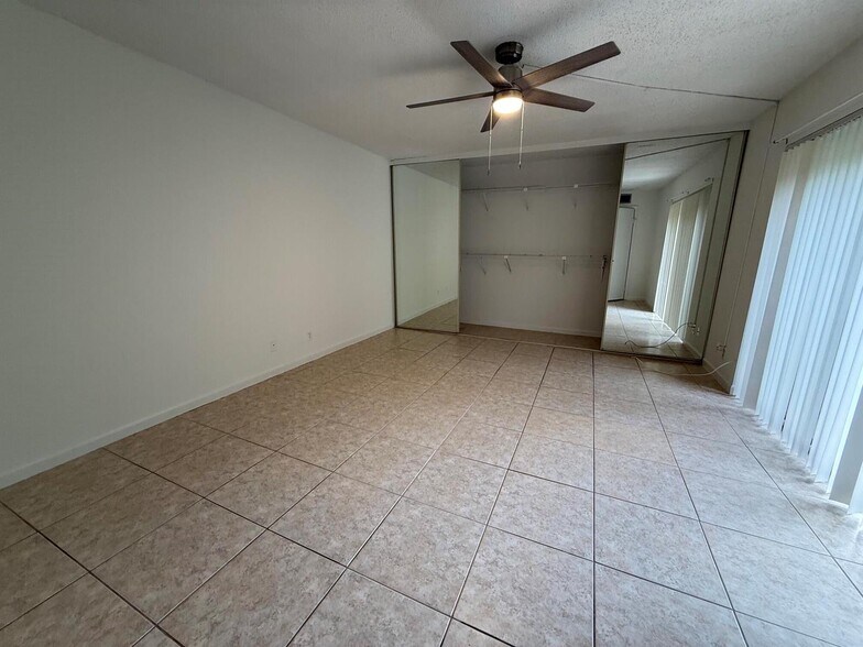 Building Photo - 1640 Forest Lakes Cir