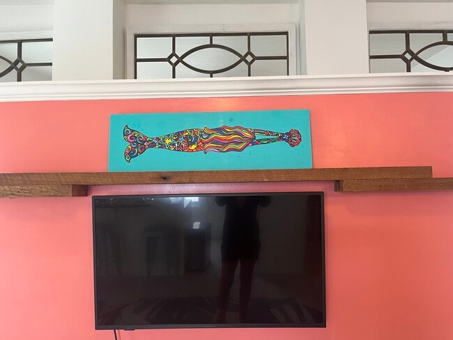 Living Room - 828 White St