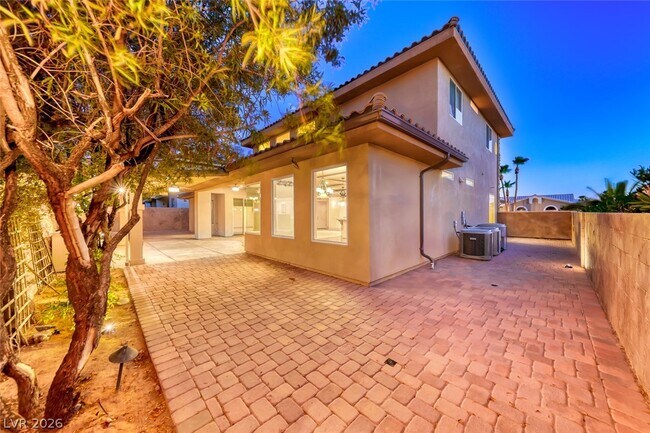 Building Photo - 905 Rhyolite Terrace