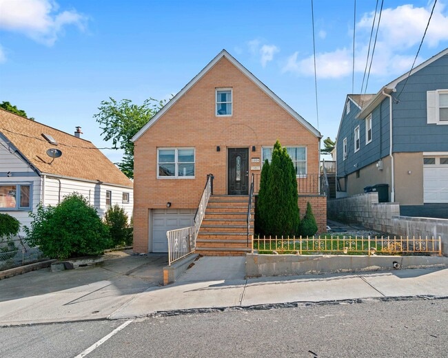 Building Photo - 1604 82nd St