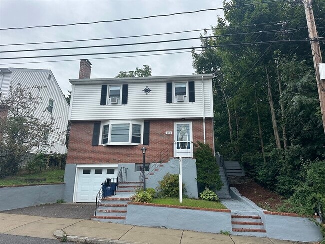 Primary Photo - 202 Glenellen Rd
