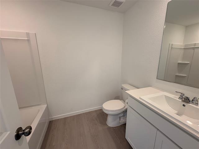 Building Photo - 1636 Elliott Rd