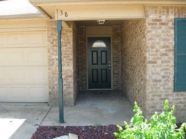 Building Photo - 38 Burnett Cir