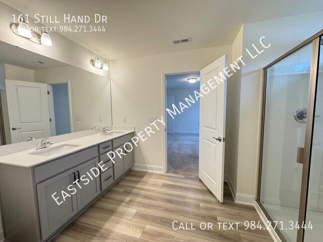 Building Photo - 161 Still Hand Dr