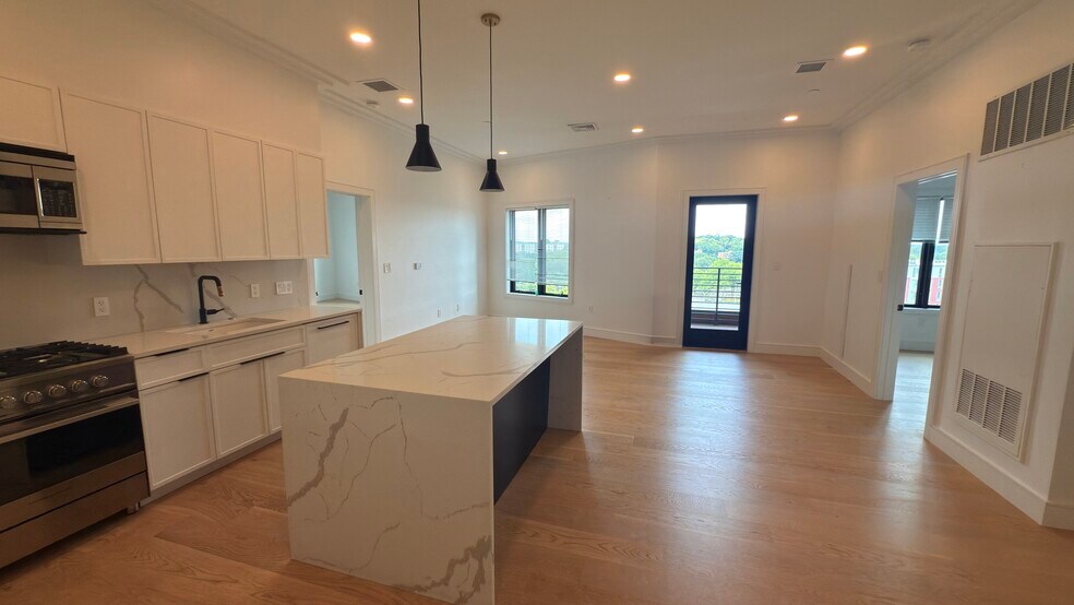 Building Photo - 50 Leo M Birmingham Pky