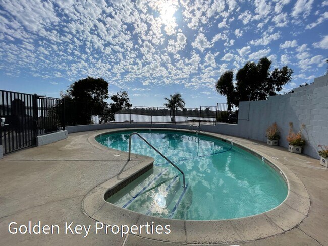 Building Photo - Waterfront Condo on the Buena Vista Lagoon - 5 mins from Carlsbad Village!