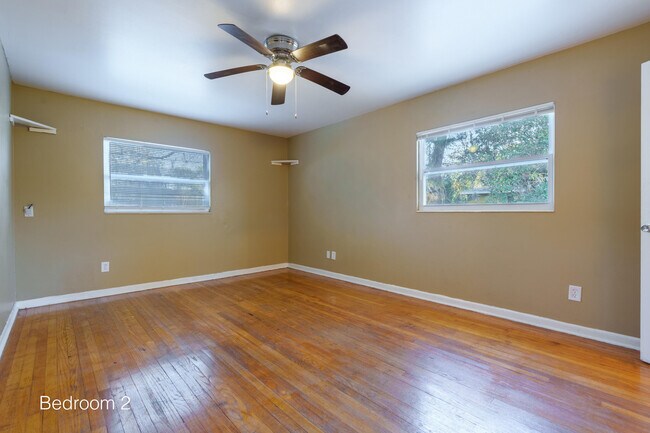 Building Photo - 3515 NW 8th Ave