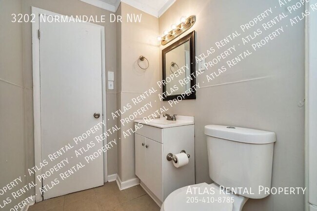 Building Photo - 3202 Normandale Dr NW