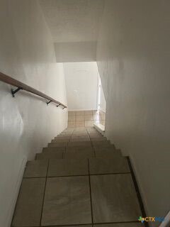 Building Photo - 506 Esther Cir