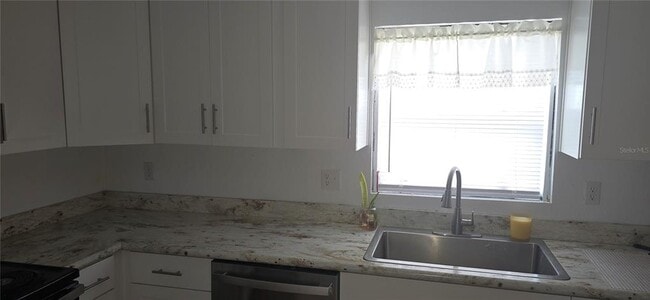 Building Photo - 1573 Fort Meade Rd