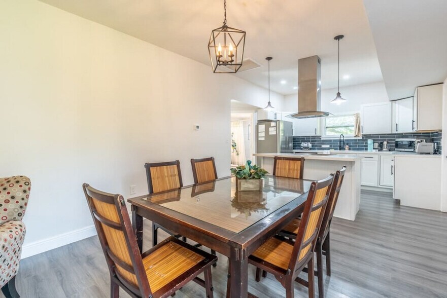 Building Photo - 11100 Orange River Blvd