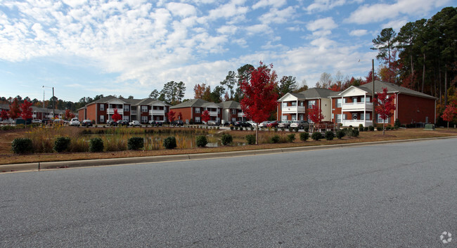 Building Photo - Holly Glen Apartments