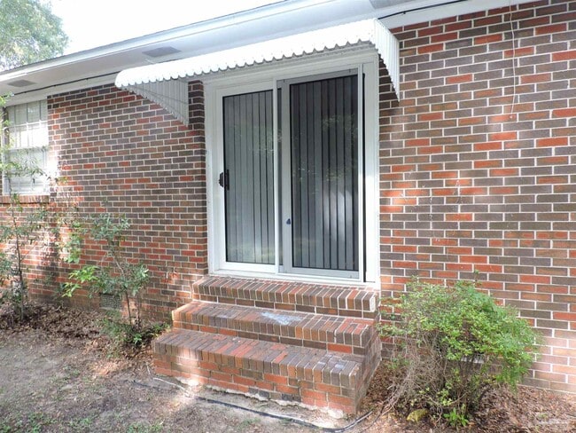 Building Photo - 8220 Excelsior Dr