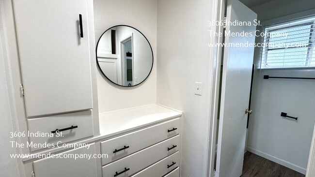 Building Photo - 3606 Indiana St