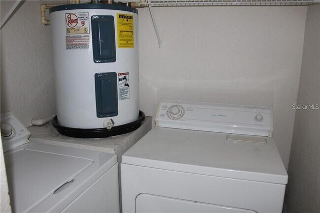 Building Photo - 5017 City St