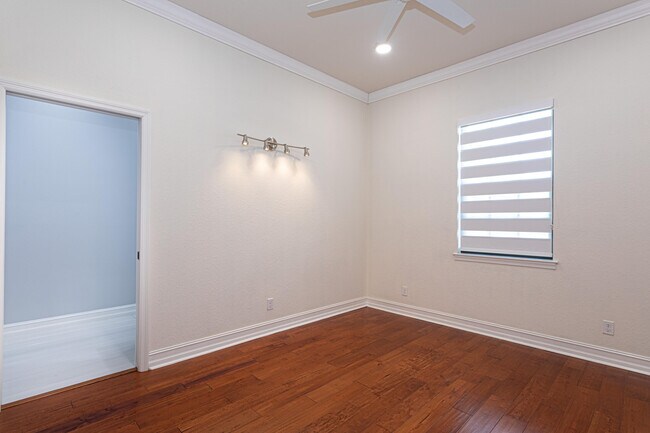 Building Photo - 3352 Siena Cir