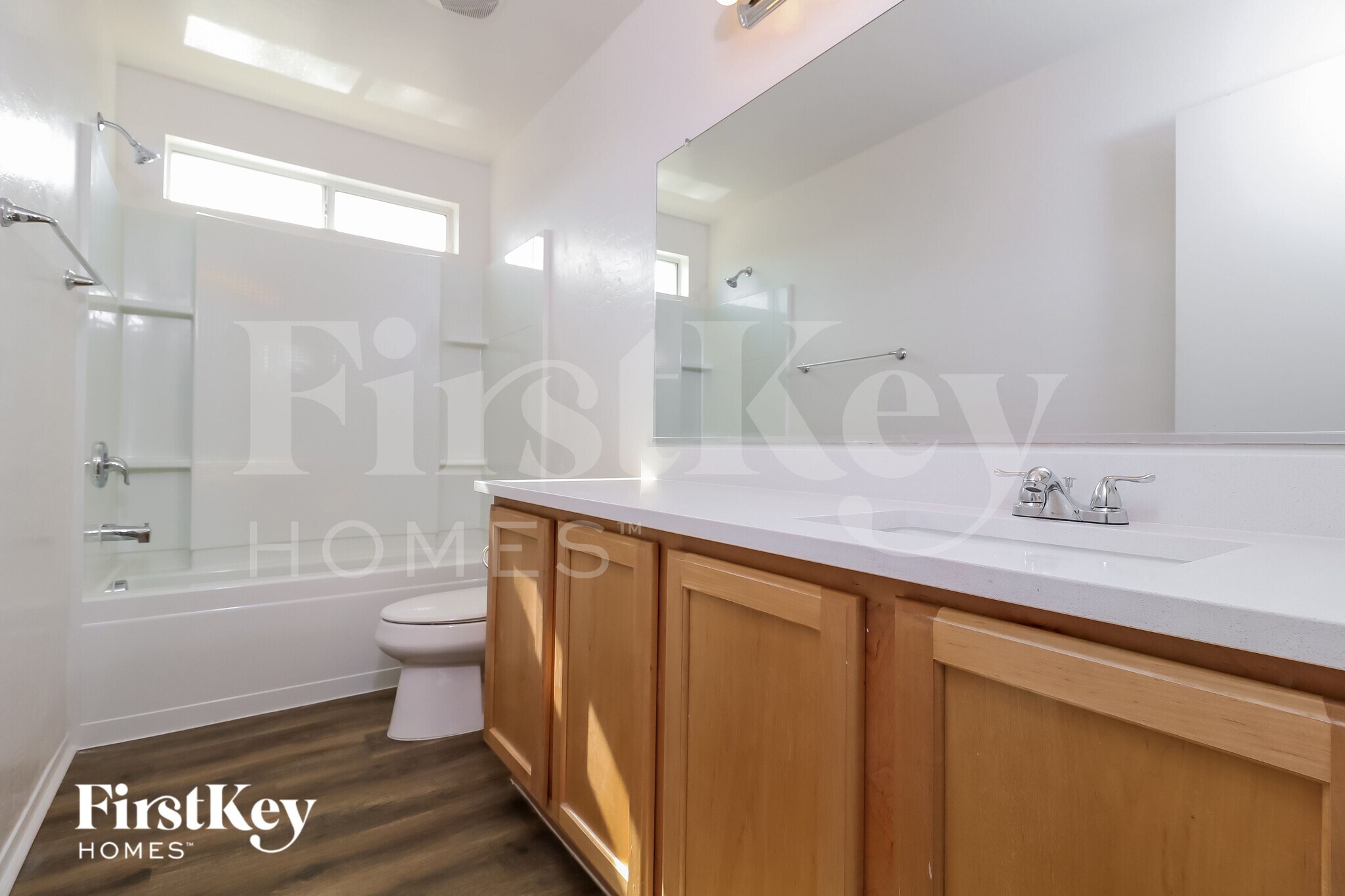 Building Photo - 1411 S 222nd Ln