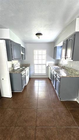 Building Photo - 3413 Crater Ln