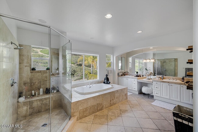 Building Photo - 6103 Deerhill Rd