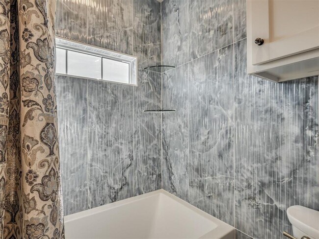 Building Photo - 6500 N Grand Blvd