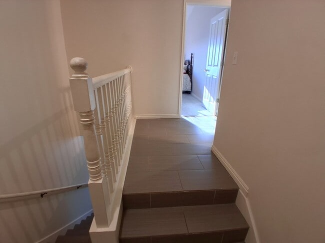 Building Photo - 609 N Seven Peaks Blvd