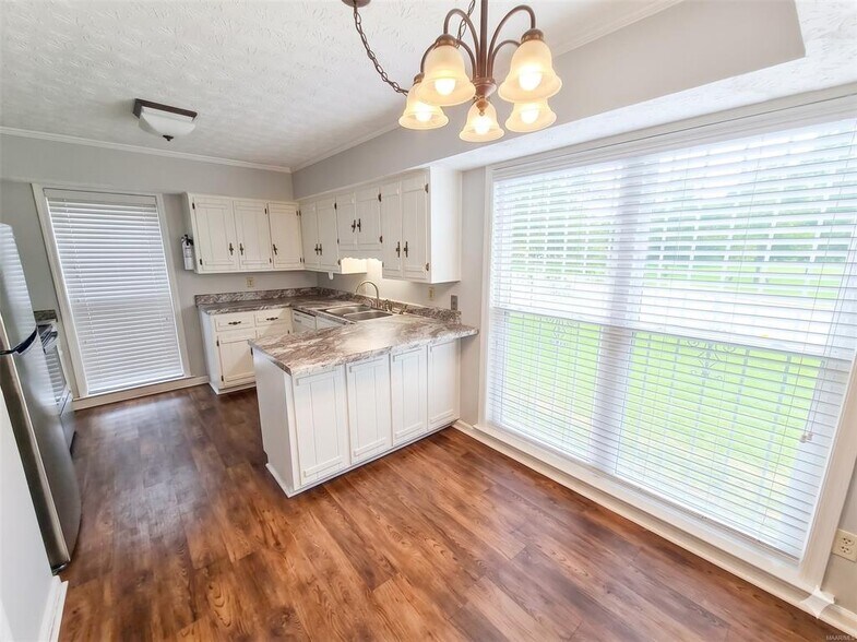Building Photo - 1601 Cobblestone Ct