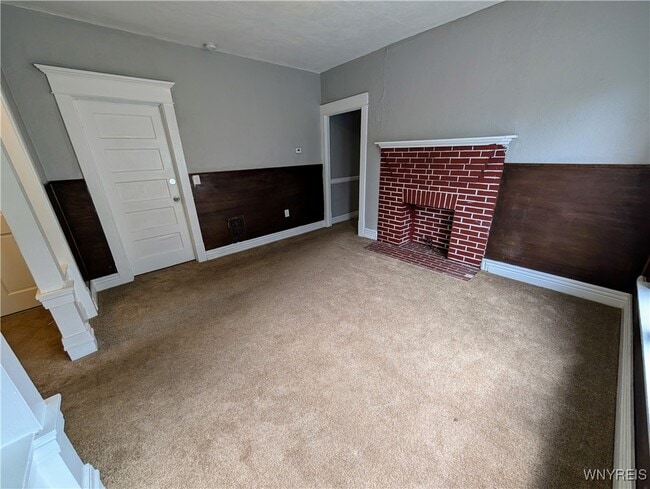 Building Photo - 411 Dearborn St