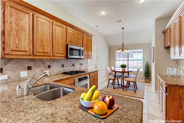 Building Photo - 12621 Greenhaven Dr