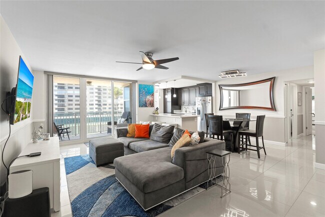 Building Photo - 5200 N Ocean Blvd