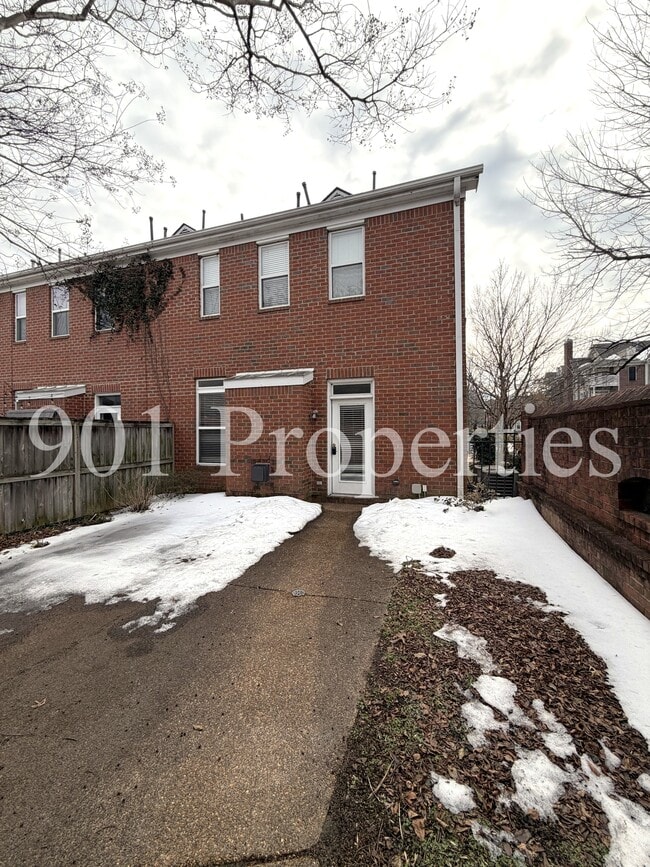 Building Photo - 44 Nottoway Blvd