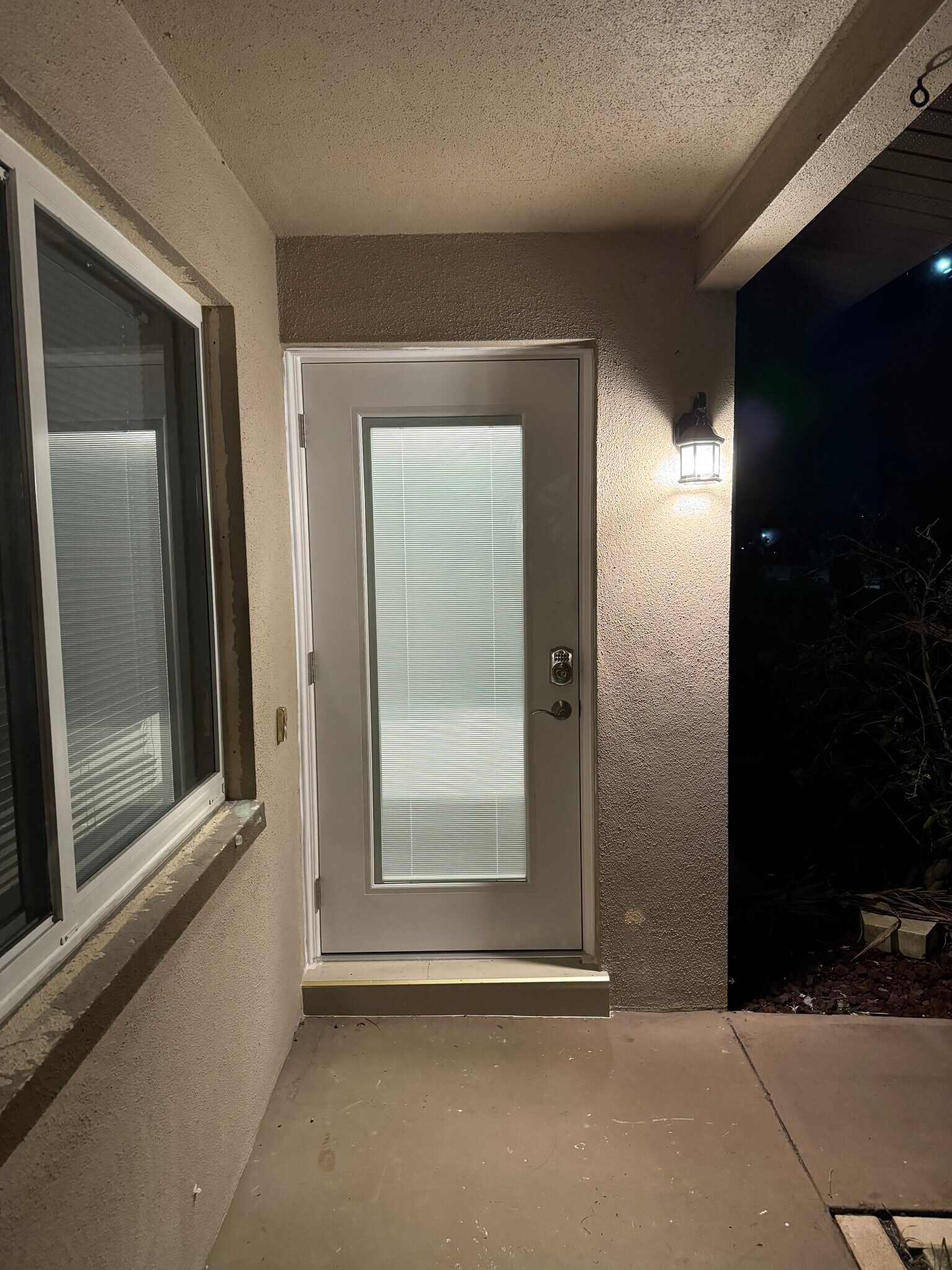 Building Photo - 5204 Coronado Pky