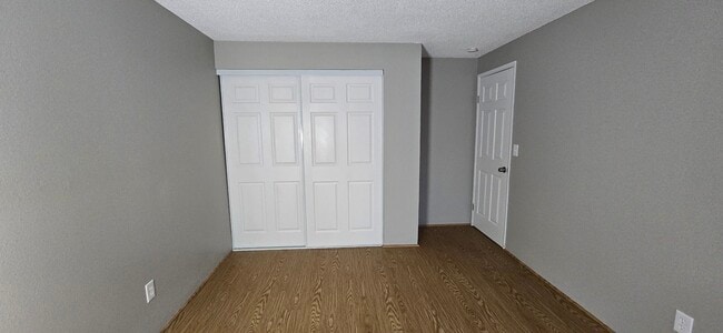 Building Photo - 9830 Southwest Lookout Terrace