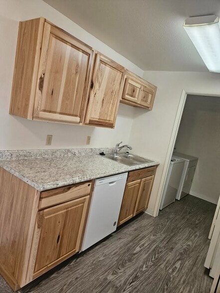 Building Photo - Juniper Court Apartments