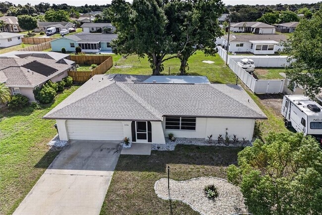 Building Photo - 430 Sunnyside Dr